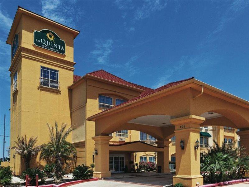 La Quinta By Wyndham Livingston Hotel Exterior photo